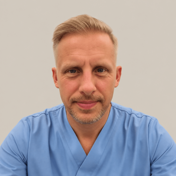 dr n. med. Michał Tymowski – neurochirurg